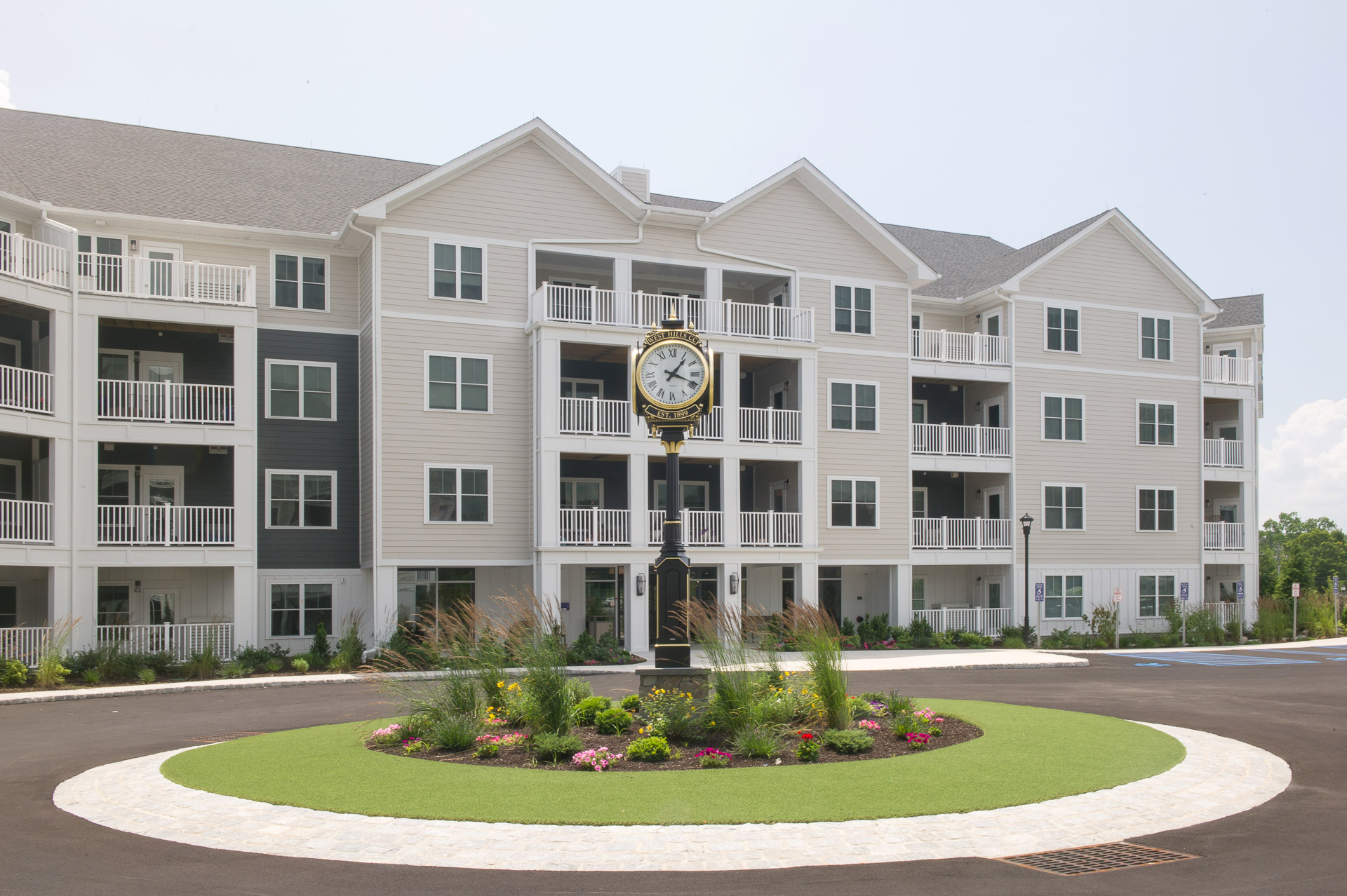 Residences At West Hills Luxury Apartments Town of Wallkill NY
